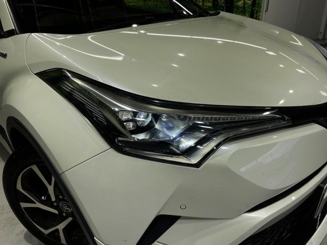 TOYOTA C-HR 2017
