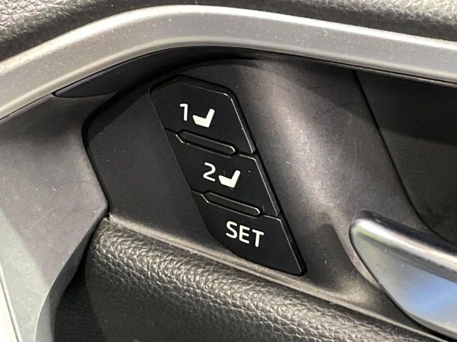 TOYOTA RAV4 4WD 2023