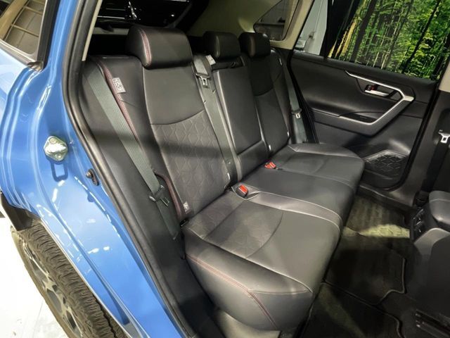 TOYOTA RAV4 4WD 2023