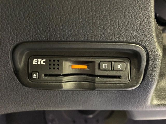 HONDA VEZEL HYBRID 2015