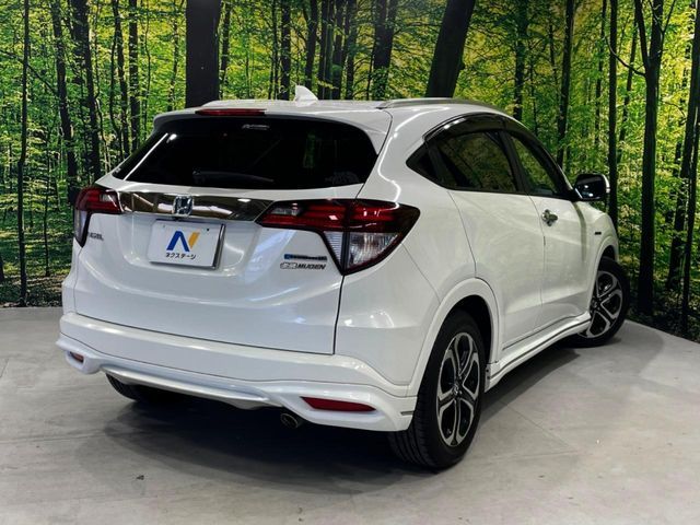 HONDA VEZEL HYBRID 2015