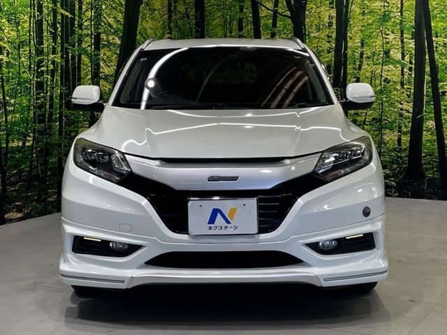 HONDA VEZEL HYBRID 2015