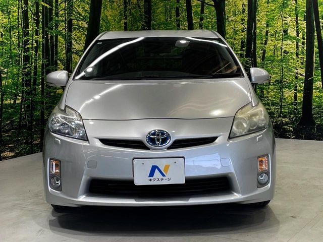 TOYOTA PRIUS 2010