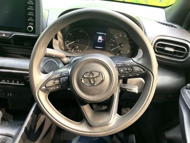 TOYOTA YARIS HYBRID 2022
