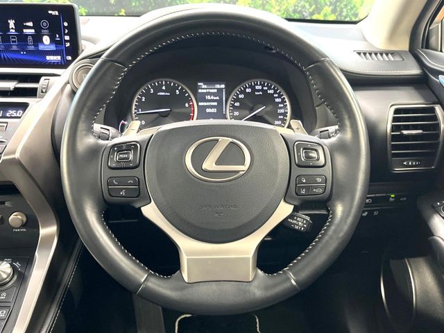 TOYOTA LEXUS NX300 2018