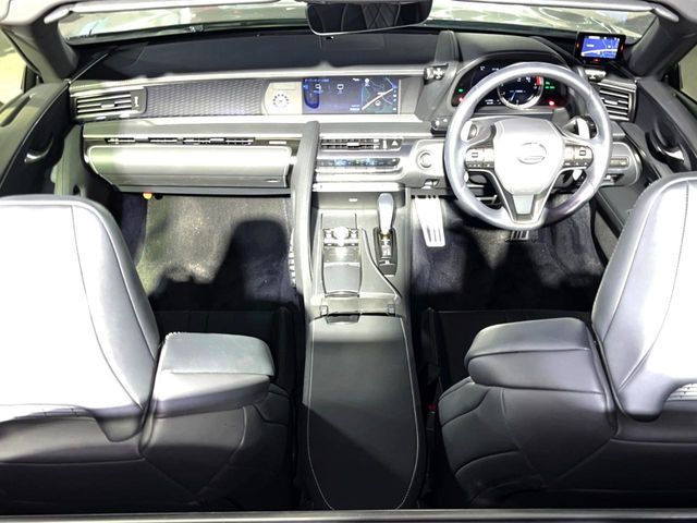 TOYOTA LEXUS LC500 Convertible 2023