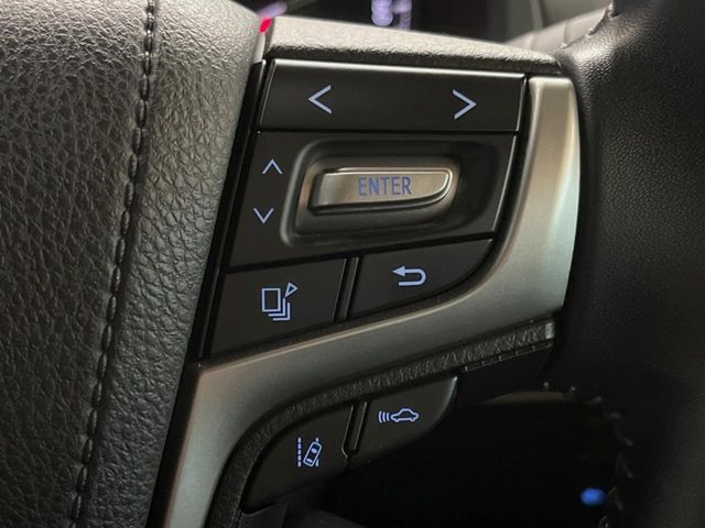 TOYOTA LANDCRUISER PRADO 2023