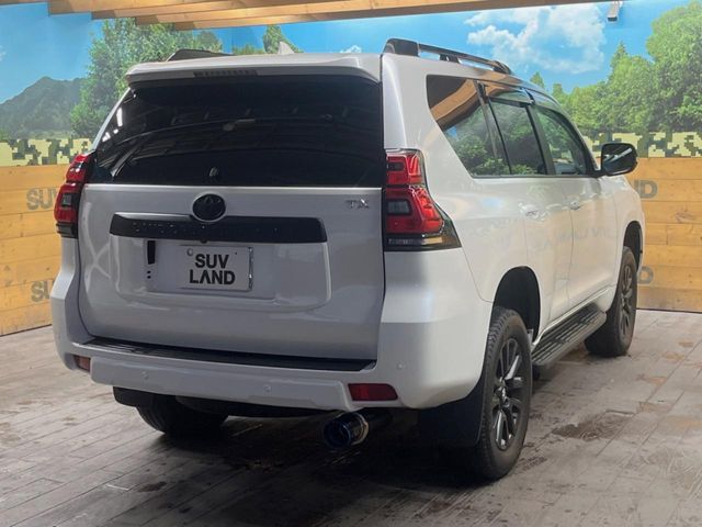 TOYOTA LANDCRUISER PRADO 2023