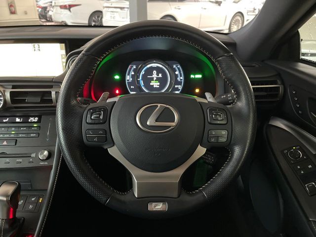 TOYOTA LEXUS RC300h 2019