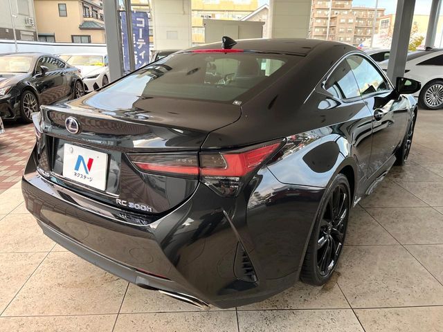 TOYOTA LEXUS RC300h 2019