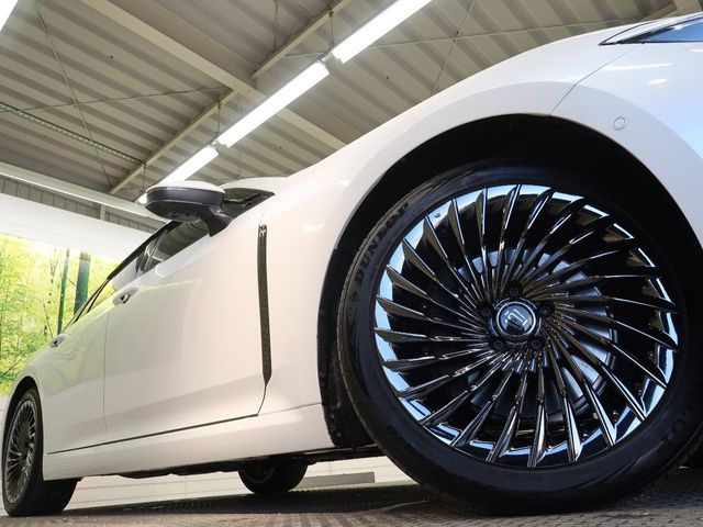 TOYOTA CROWN sedan hybrid 2024