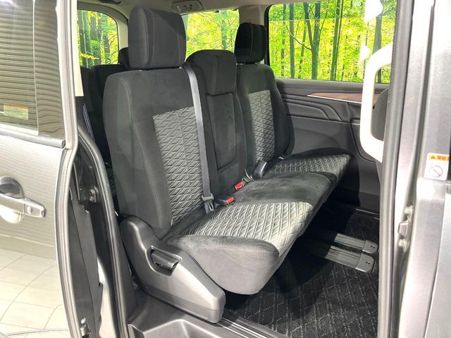 MITSUBISHI DELICA D:5 4WD 2019