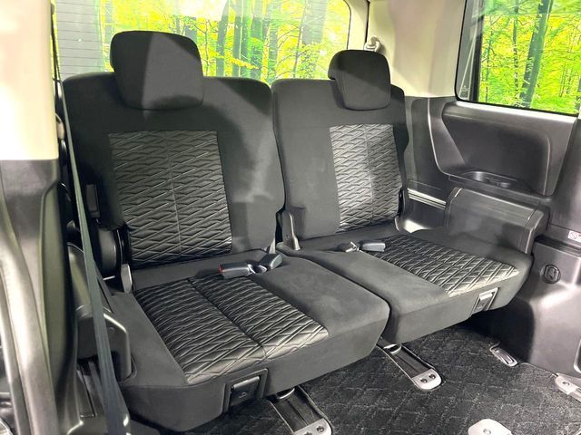 MITSUBISHI DELICA D:5 4WD 2019