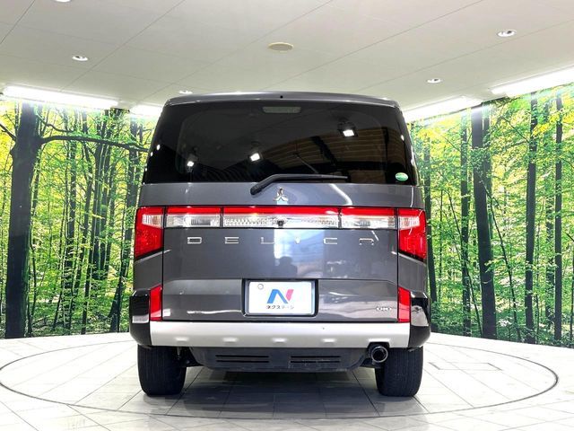 MITSUBISHI DELICA D:5 4WD 2019