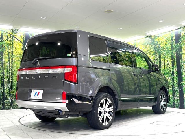 MITSUBISHI DELICA D:5 4WD 2019