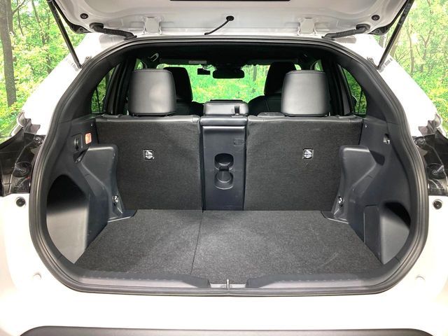 TOYOTA YARIS CROSS HYBRID 2025