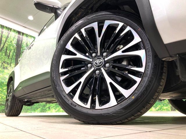 TOYOTA YARIS CROSS HYBRID 2025