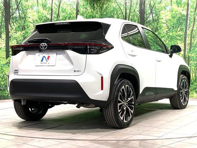 TOYOTA YARIS CROSS HYBRID 2025