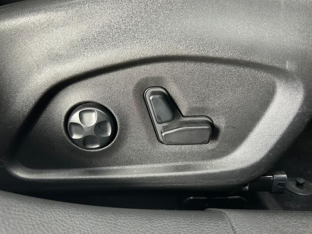 JEEP JEEP COMMANDER 2023