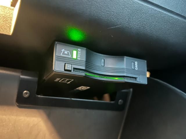 JEEP JEEP COMMANDER 2023