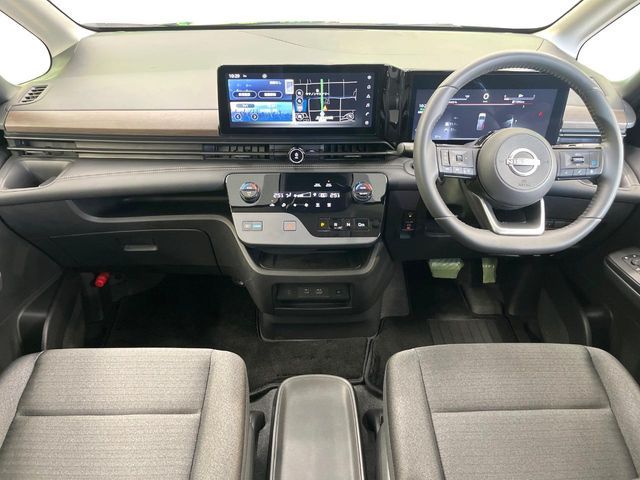 NISSAN SERENA  WG 2024