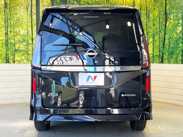 NISSAN SERENA  WG 2024