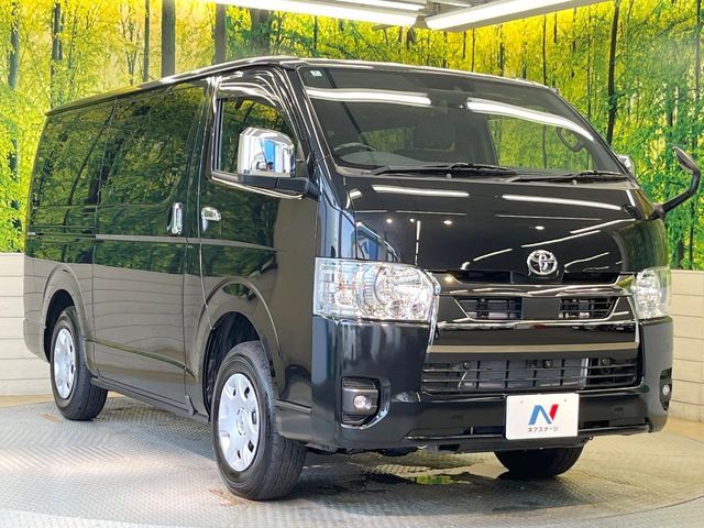 TOYOTA HIACE van 4WD 2025