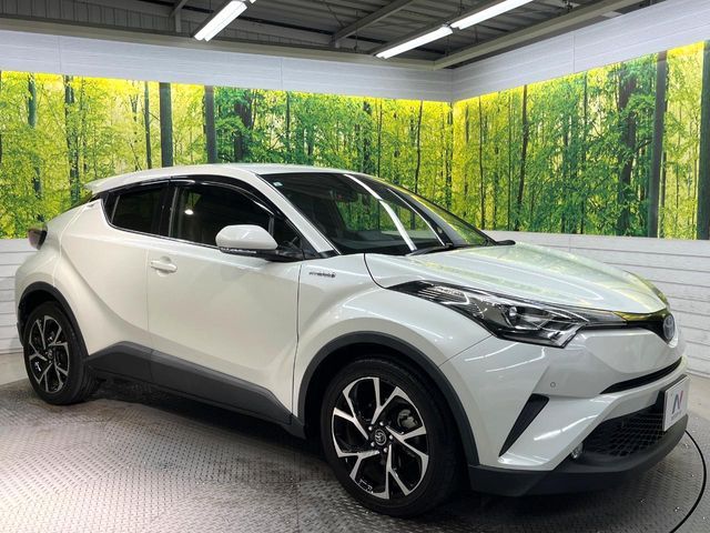 TOYOTA C-HR 2017