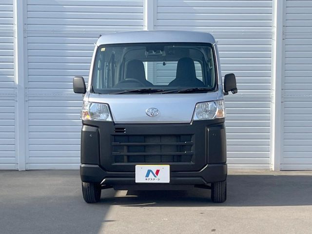 TOYOTA PIXIS van 2023