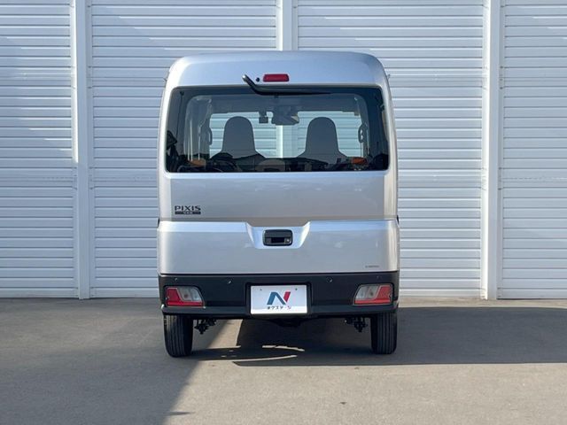 TOYOTA PIXIS van 2023