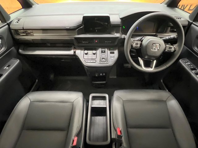 HONDA STEPWAGON e:HEV SPADA 2025