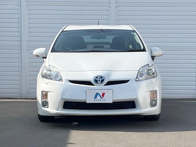 TOYOTA PRIUS 2010