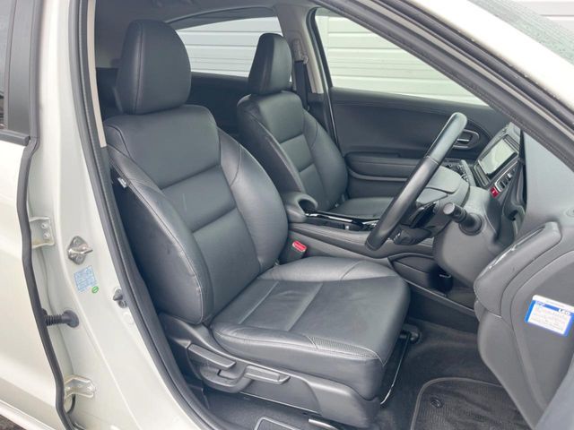 HONDA VEZEL HYBRID 2015