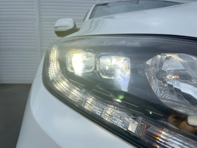 HONDA VEZEL HYBRID 2015