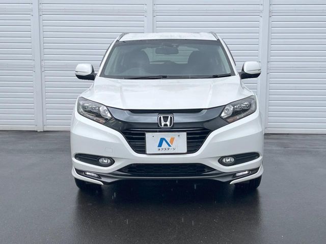 HONDA VEZEL HYBRID 2015