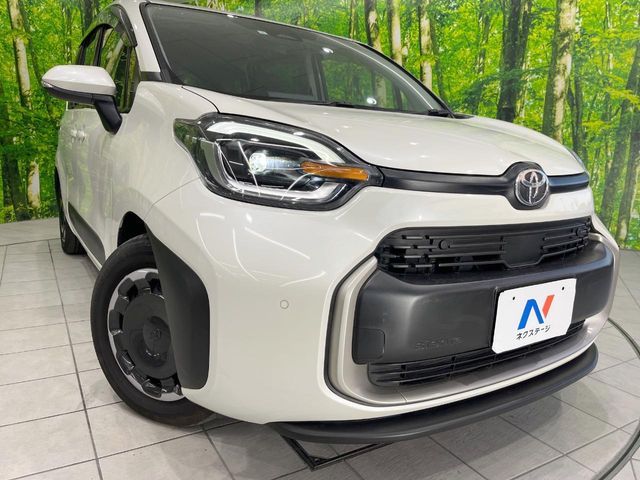 TOYOTA SIENTA HYBRID 2023