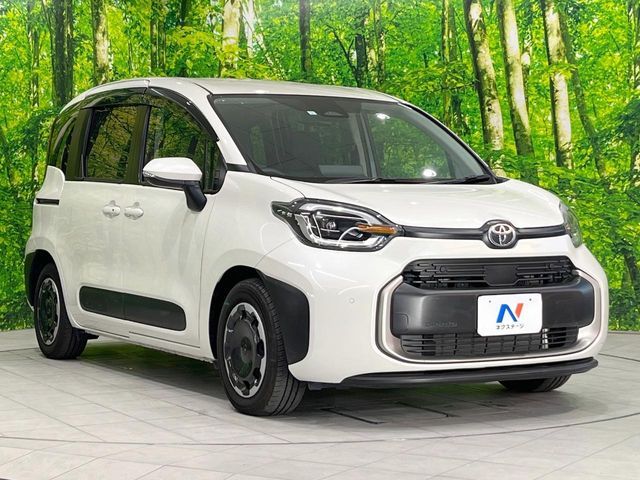 TOYOTA SIENTA HYBRID 2023