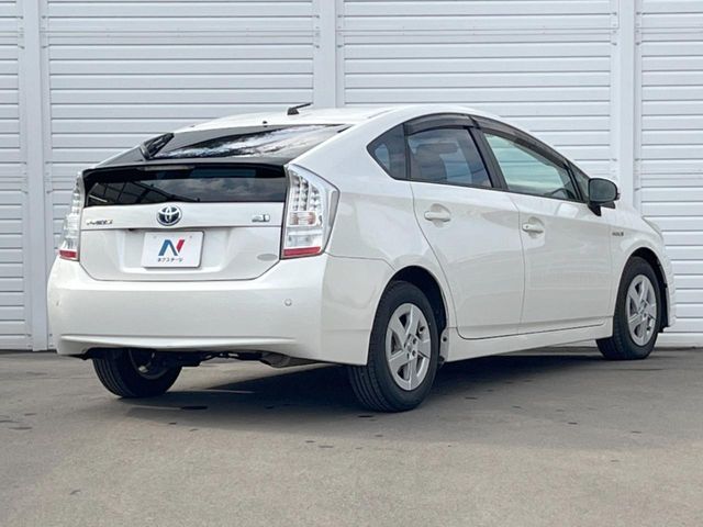 TOYOTA PRIUS 2011