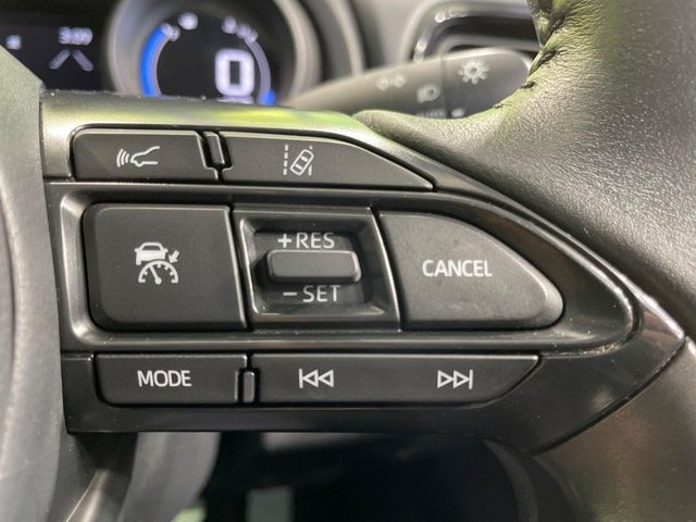 TOYOTA YARIS CROSS 2023