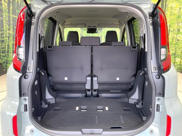 TOYOTA SIENTA HYBRID 2025