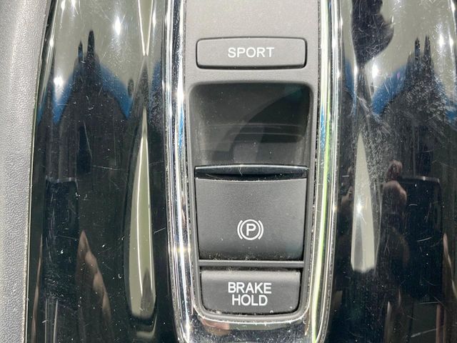 HONDA VEZEL HYBRID 2015