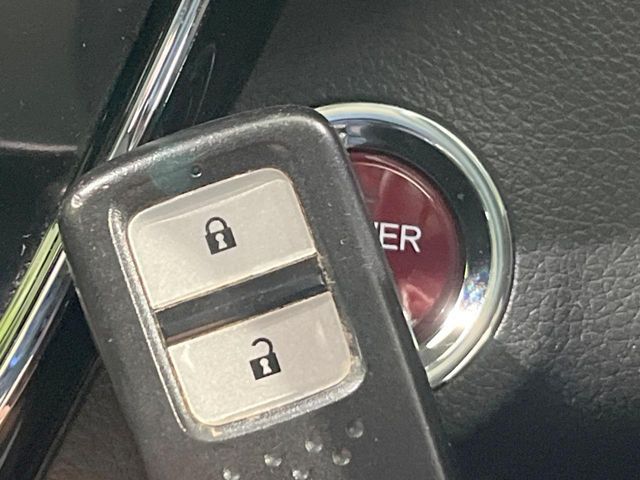 HONDA VEZEL HYBRID 2015