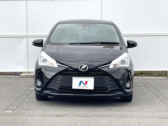 TOYOTA VITZ 2019