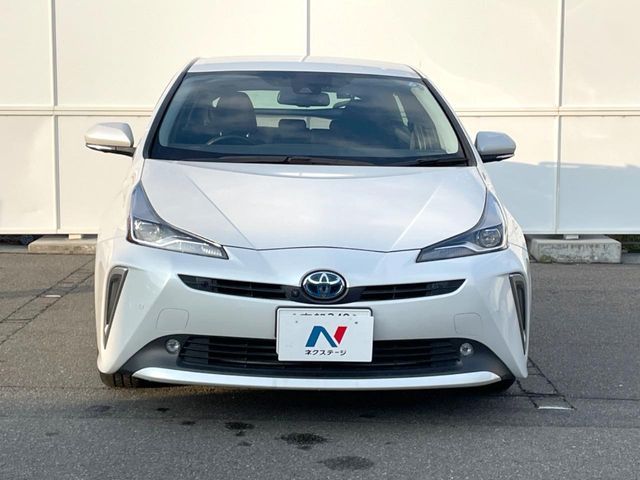 TOYOTA PRIUS 2022