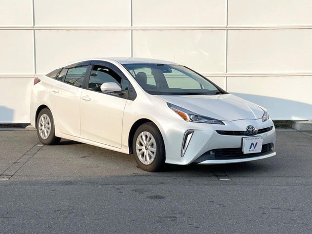TOYOTA PRIUS 2022