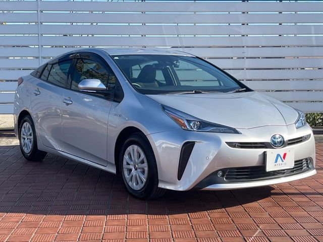 TOYOTA PRIUS 2019