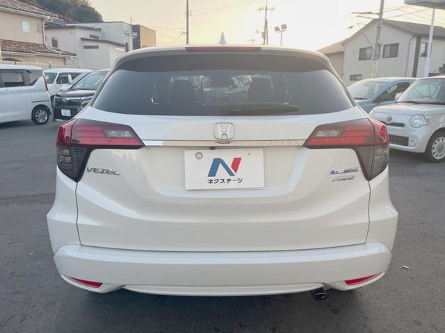 HONDA VEZEL HYBRID 4WD 2018