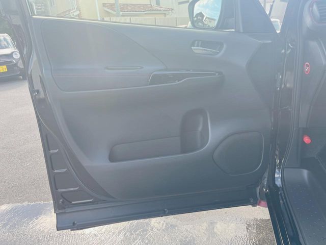 NISSAN SERENA  S-HYBRID 2018