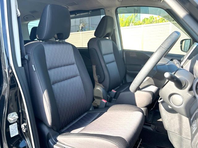 NISSAN SERENA  S-HYBRID 2019