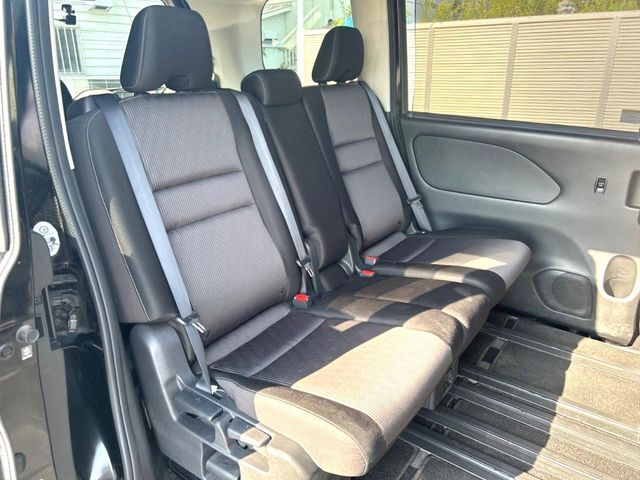 NISSAN SERENA  S-HYBRID 2019